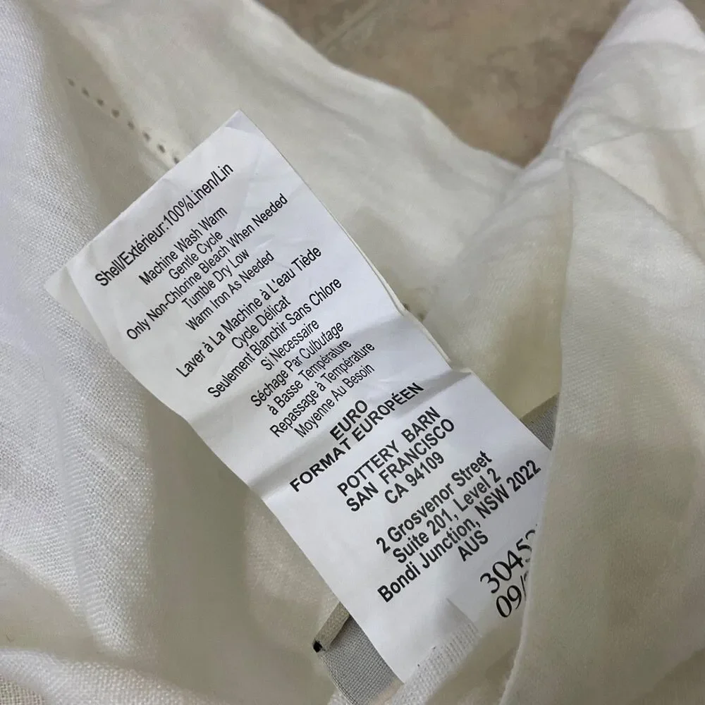 Pottery Barn 100% Linen 1 European Pillow Sham 30”x30” white .